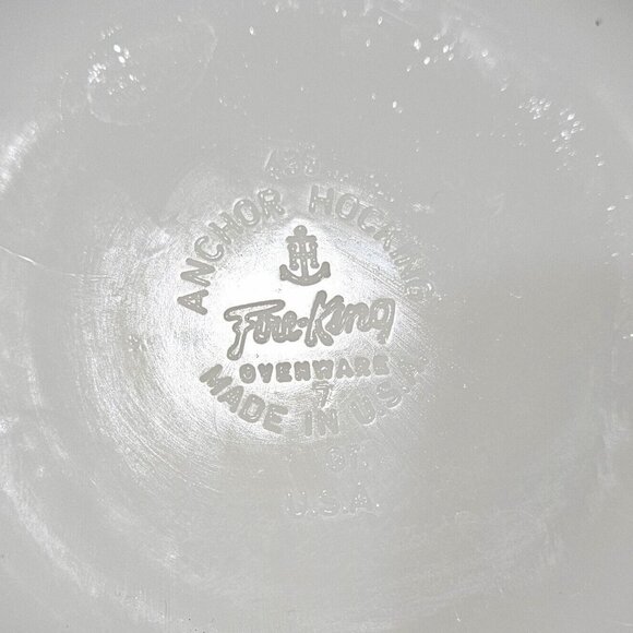 Fire King Anchor Hocking candle glow Qt covered casserole milk glass atomic star - Picture 4 of 5